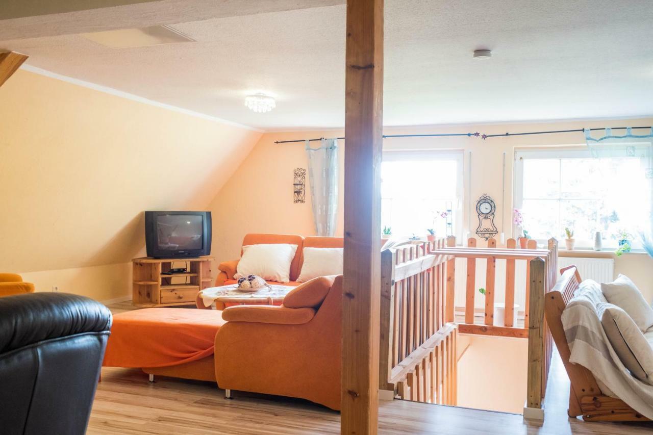 Ferienhaus Hospodarz Schimm Exteriér fotografie