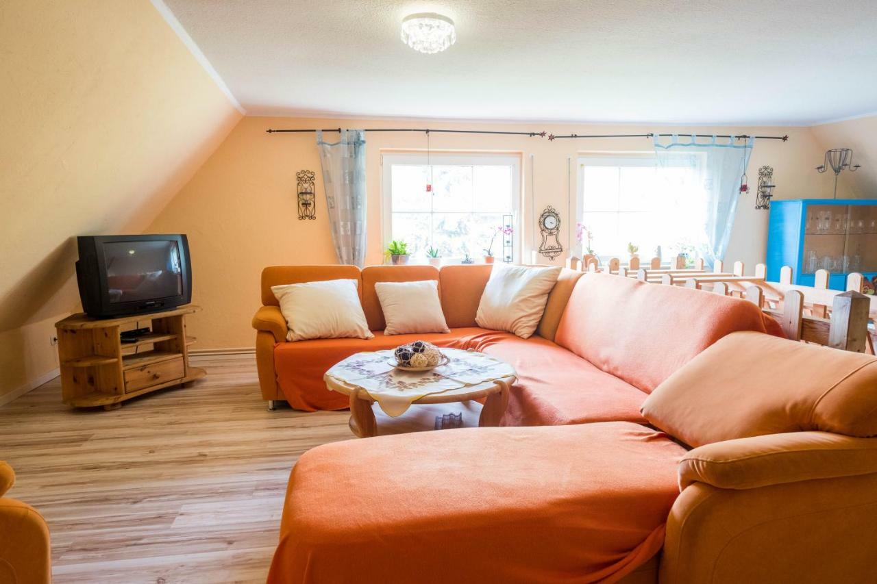 Ferienhaus Hospodarz Schimm Exteriér fotografie