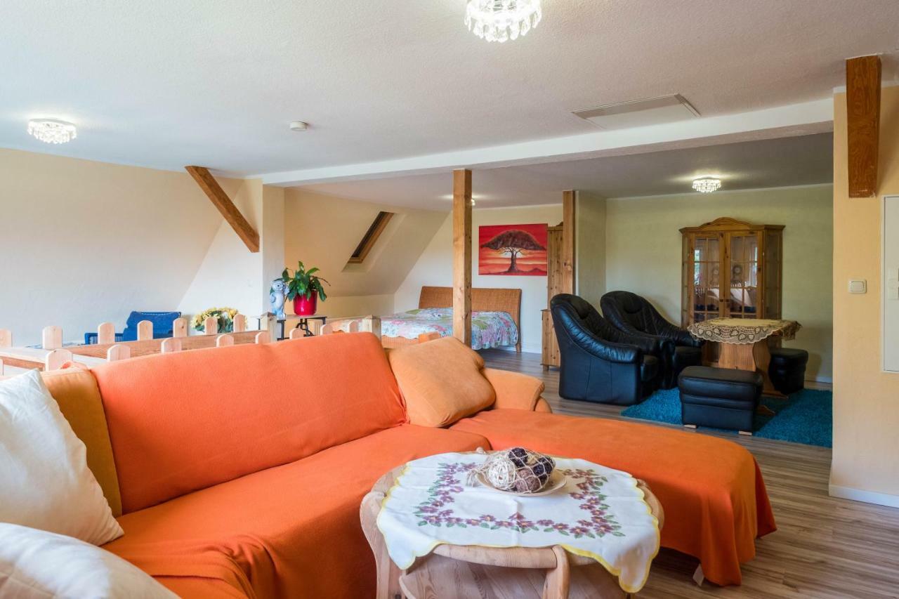 Ferienhaus Hospodarz Schimm Exteriér fotografie